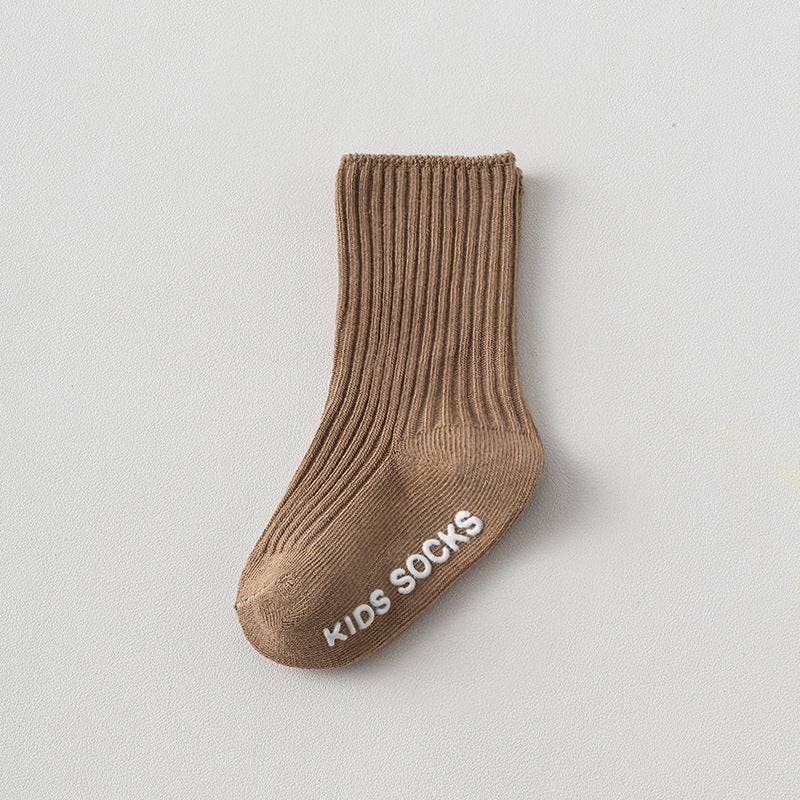 Autumn and Spring Baby Boys and Girls Breathable Letters Pattern Socks