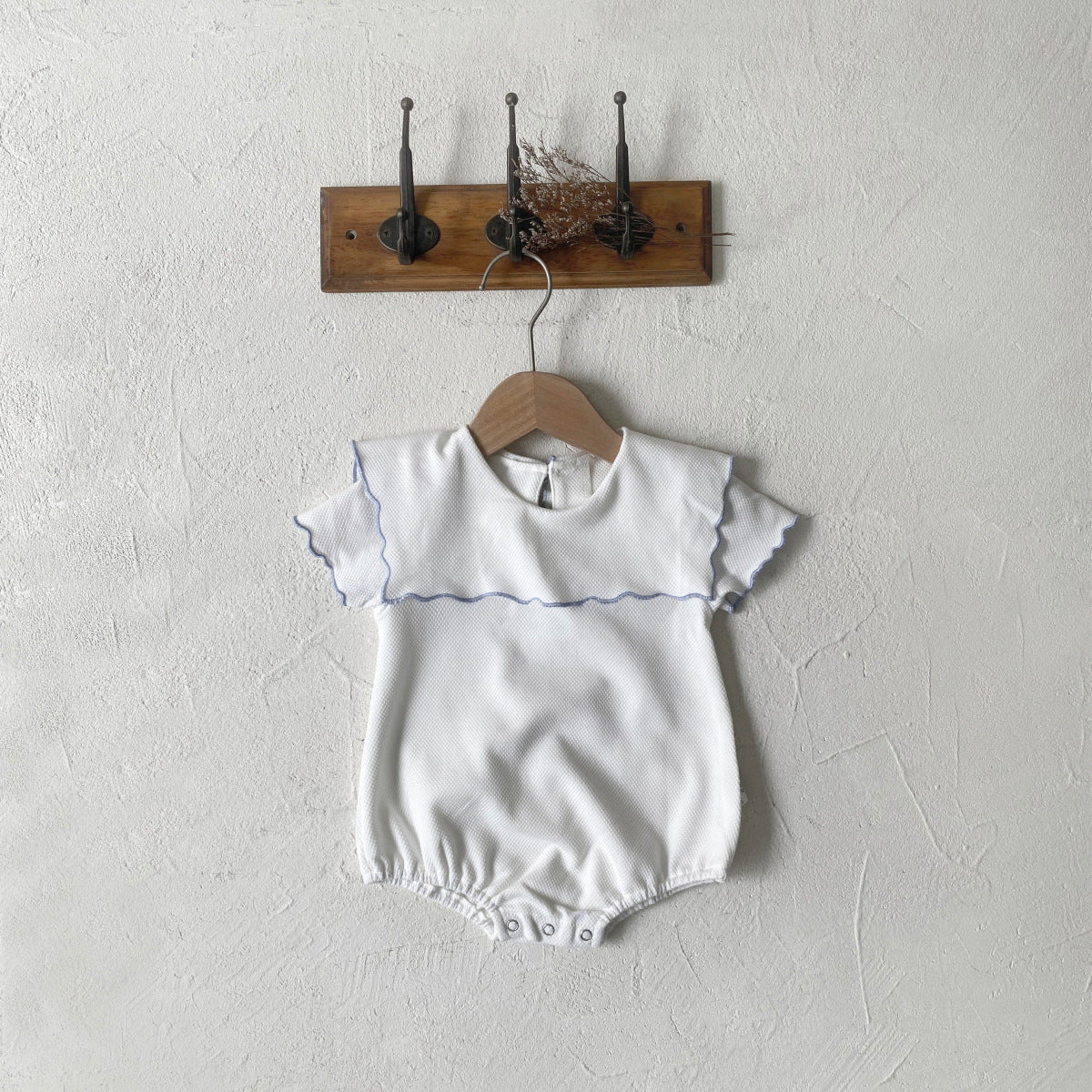 Summer Arrival Baby Girls Short Sleeves Plain Bodysuit