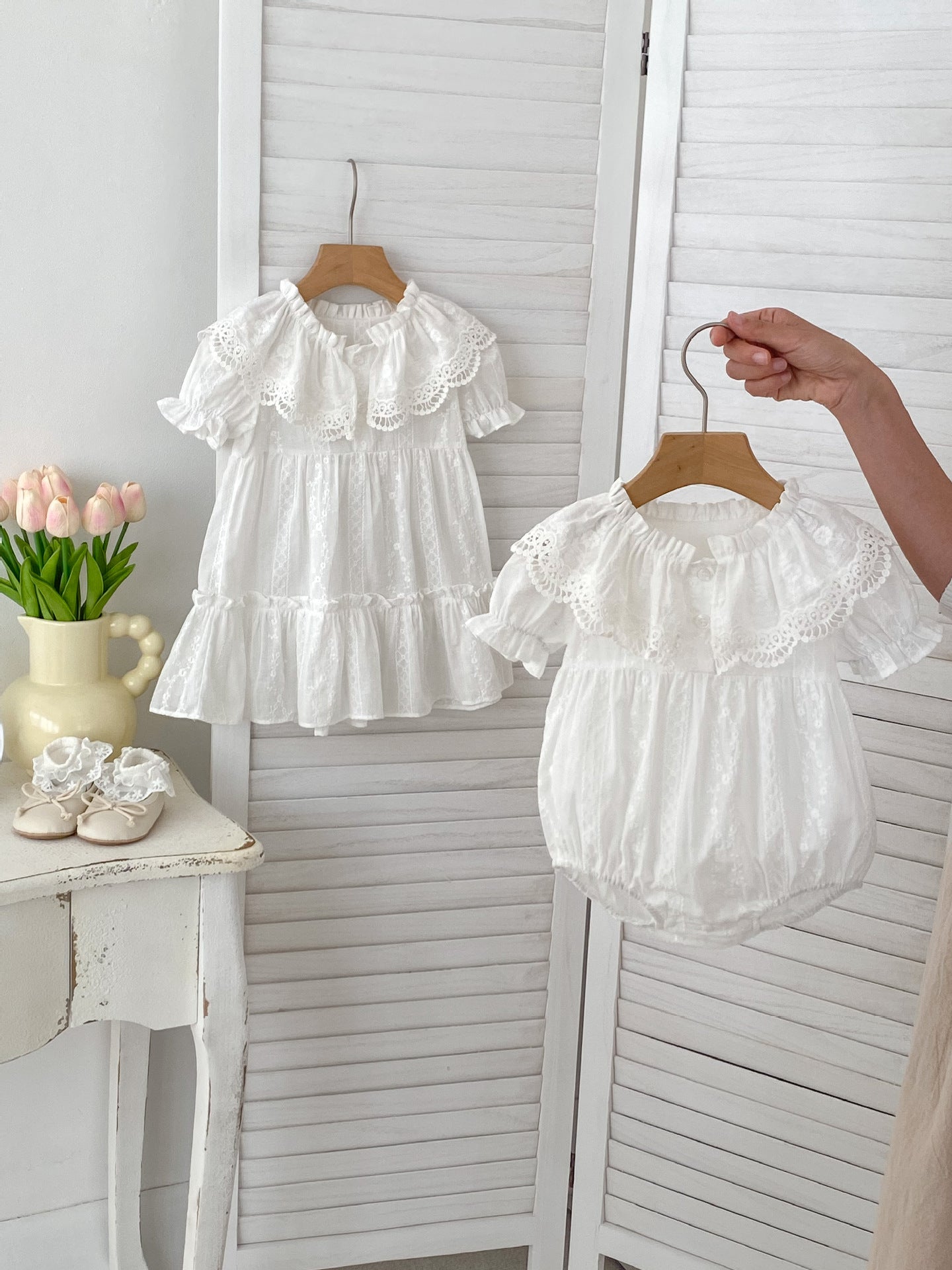 MyKids-USA Baby Girls Flowers Embroidery Pattern Lace Collar Short Sleeves bodysuit/Dress 90 (12-24M) / Beige