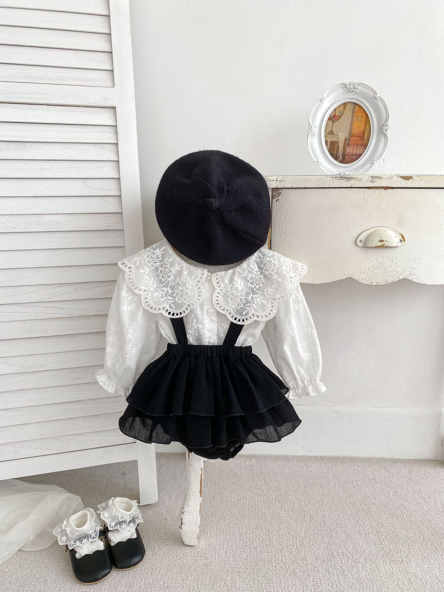 Spring Baby And Kids Girls Floral White Shirt And Black Skirt