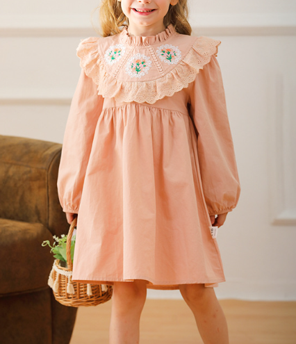 Design Autumn Girls Flower Embroidery Ruffle Neck Long Sleeves French Style Dress