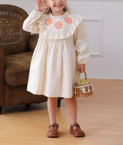 Arrival Autumn Girls Butterfly Embroidery Pattern Long Sleeves Ruffle Neck Dress