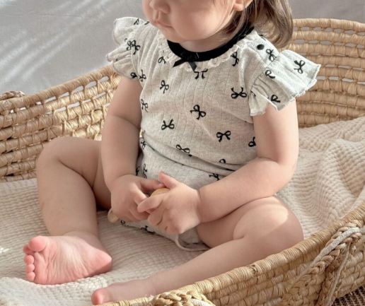 Summer Arrival Baby Girls Cute Butterfly-bows Pattern Fly Sleeves bodysuit