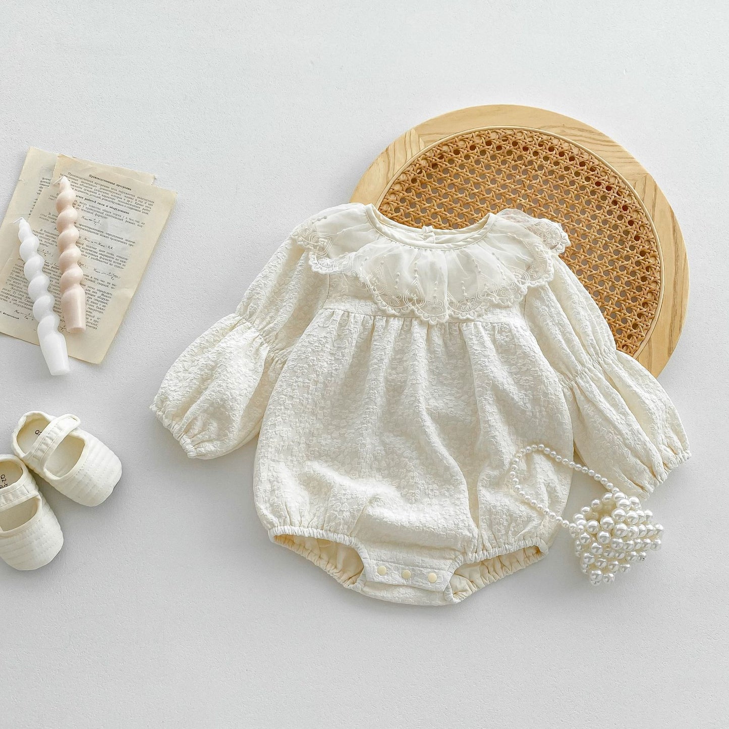 New Arrival Baby Solid Color Onesie For Girls With Lace Collar
