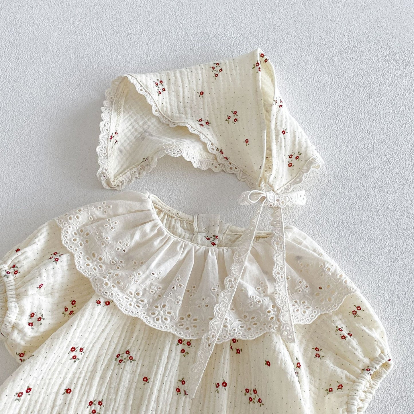 Design Summer Baby Kids Girls Short Sleeves Floral Pattern Bodysuit with Hat