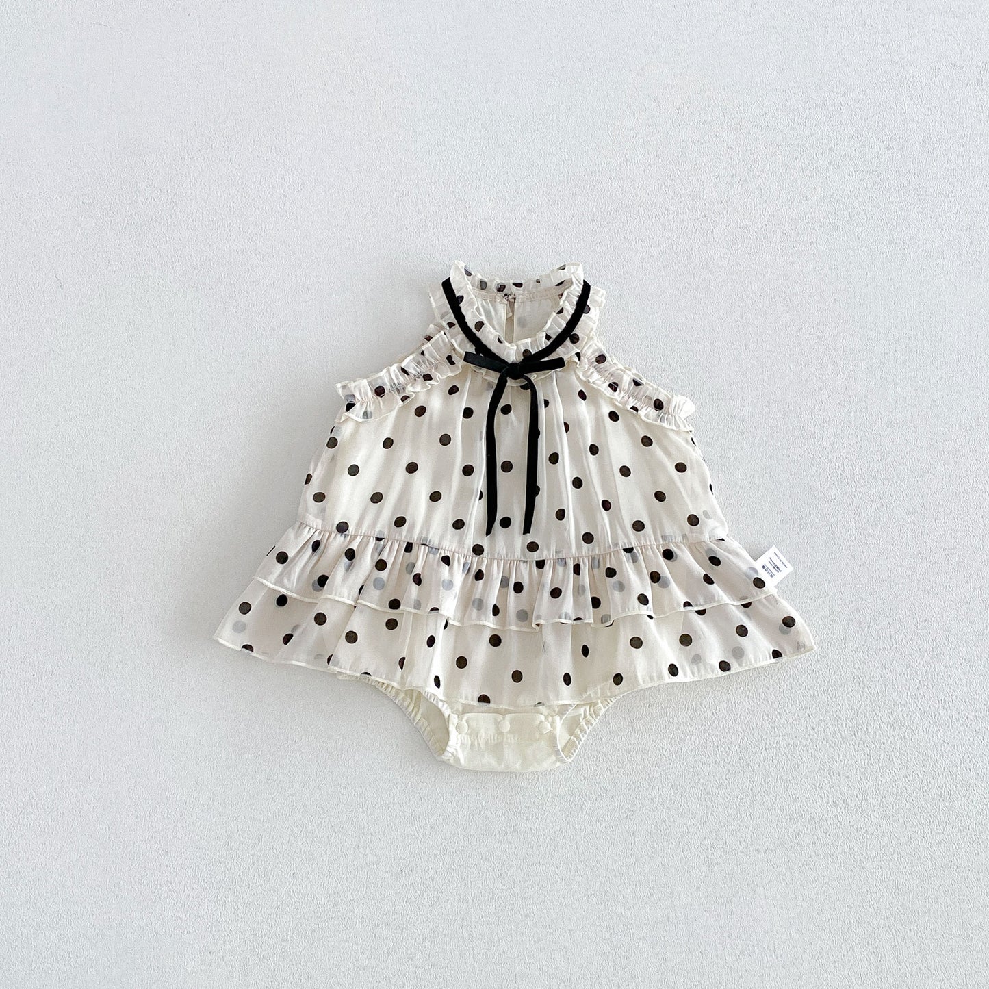 Summer Arrival Baby Girls Cute Beige Sleeveless Polka Dots Pattern Bodysuit