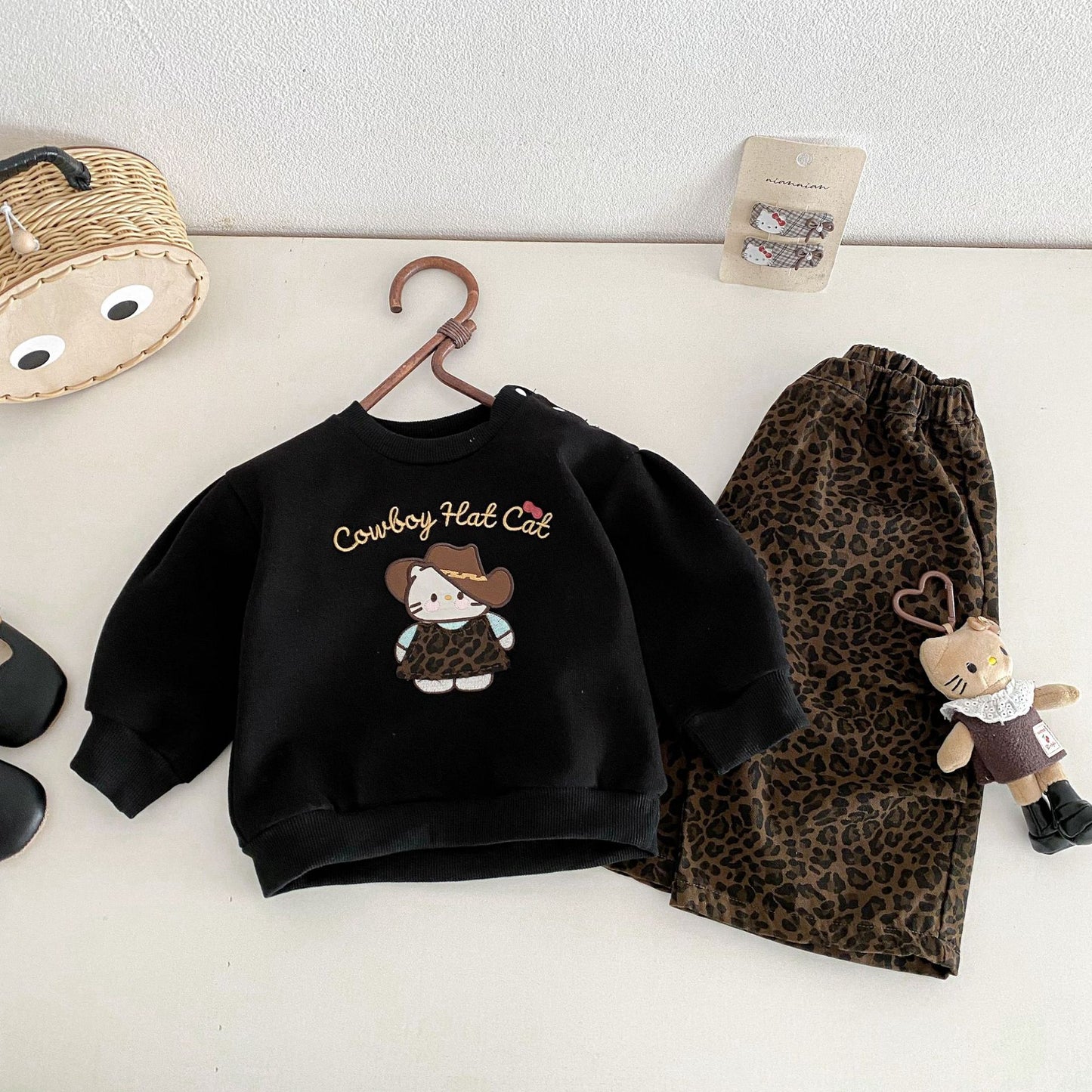 Spring and Autumn Baby Kids Girls Long Sleeves Cartoon Pattern Pullover and Leopard Pattern Pants 2-piece Clothing Set