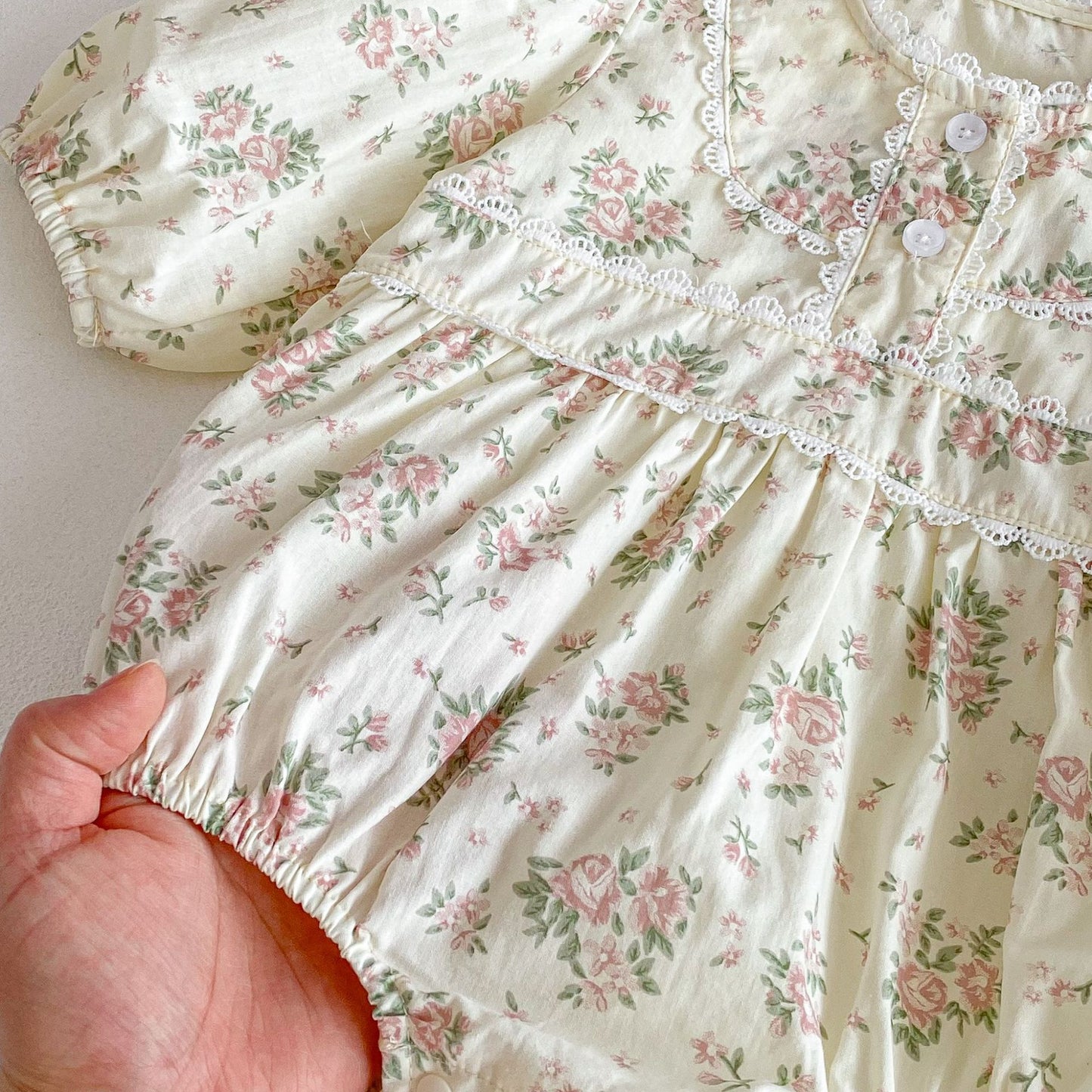 Spring and Autumn Arrival Baby Girls Long Sleeves Cute Floral Bodysuit