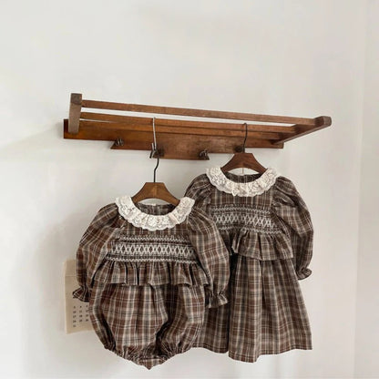 Autumn Arrival Baby Girls Long Sleeves Lace Trim Collar Plaid Bodysuit