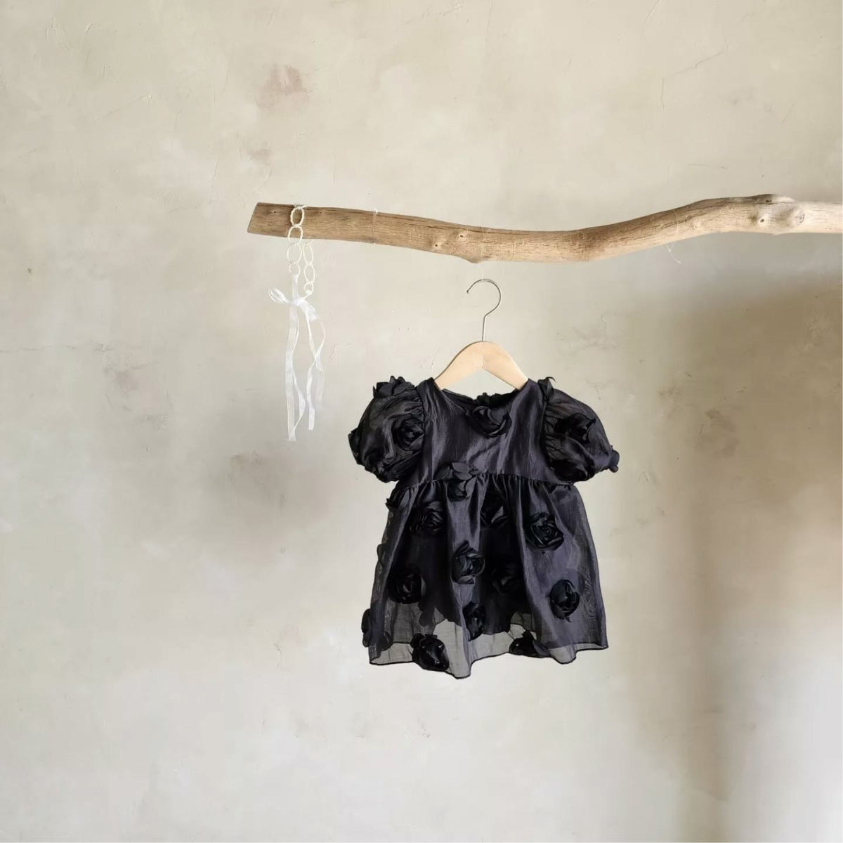 Summer Arrival Baby Girls Short Sleeves Solid Color Flowers Pattern Bodysuit Dress