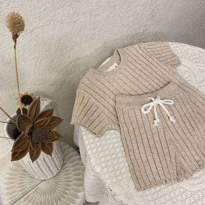 Arrival Spring and Summer Baby Kids Short Sleeves Striped Pattern T-shirt and Shorts Knitted Clothing Set