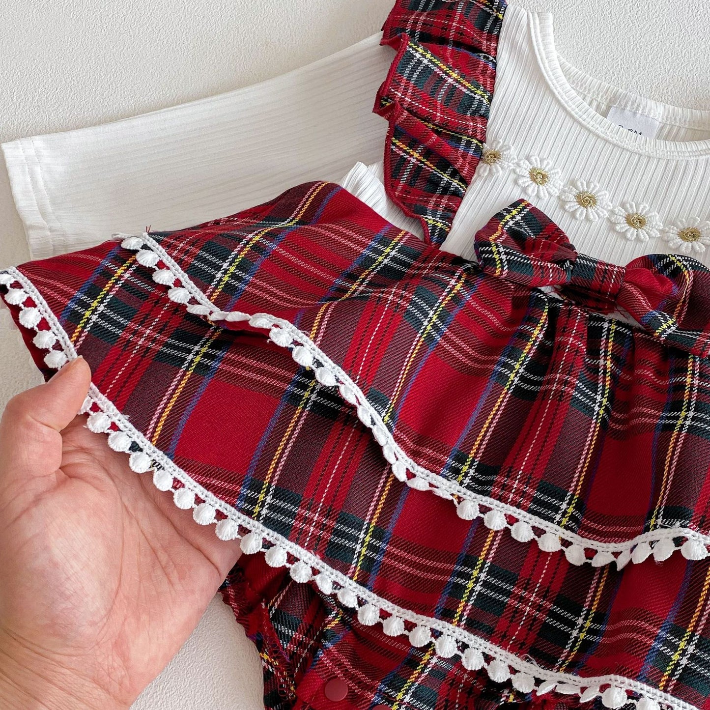 Spring and Autumn Arrival Baby Girls Long Sleeves Floral and Plaid Pattern Bodysuit