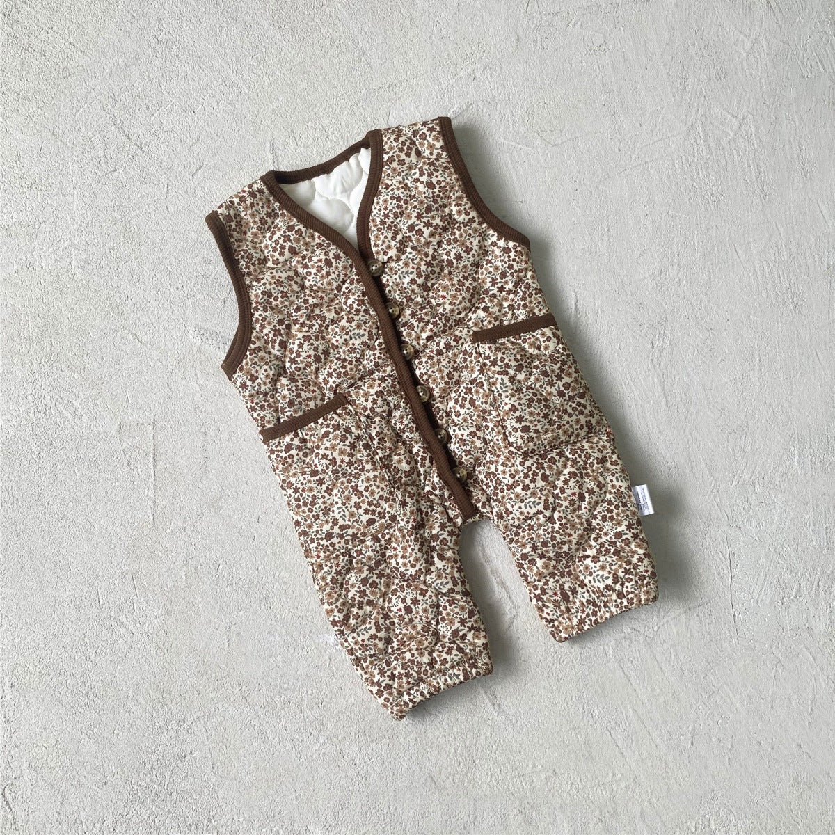 Winter Arrival Baby Sleeveless Vintage Floral Pattern Cotton-Padded Rompers