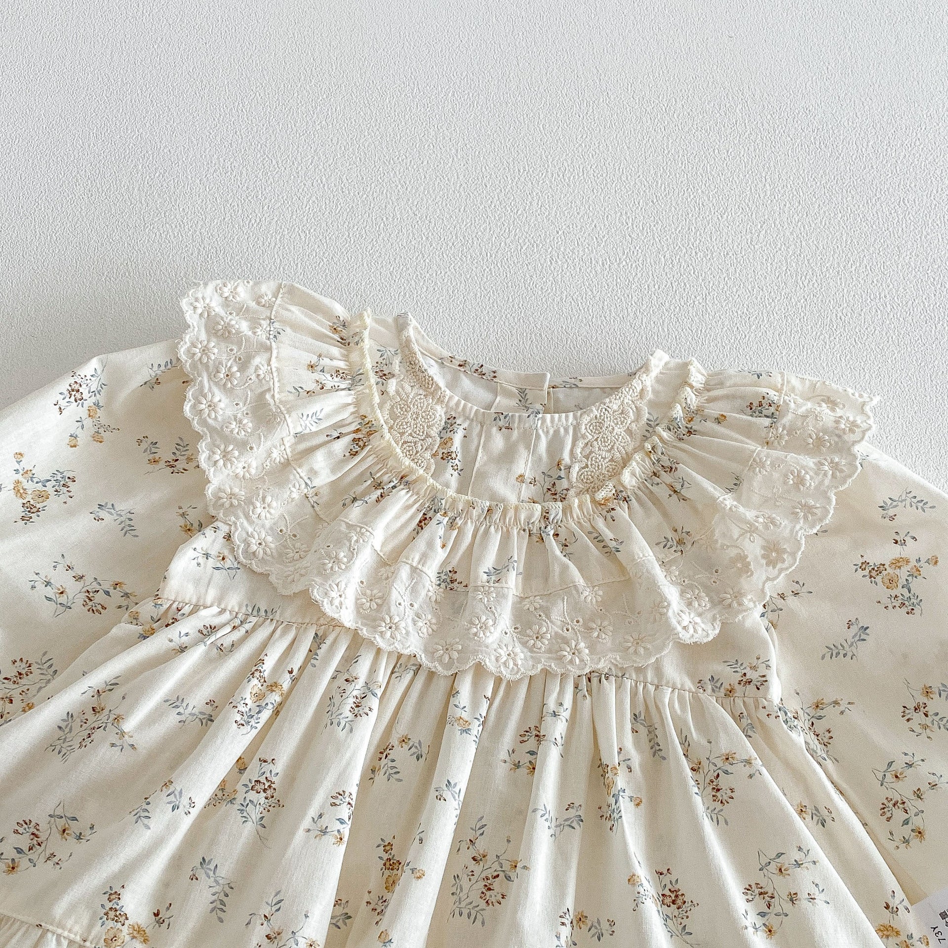 Spring Arrival Baby Girls Long Sleeves Floral Pattern Lace Trim Bodysuit, MyKids-USA®, Bodysuits, MyKids-USA -  -  -  -  -  -  - .