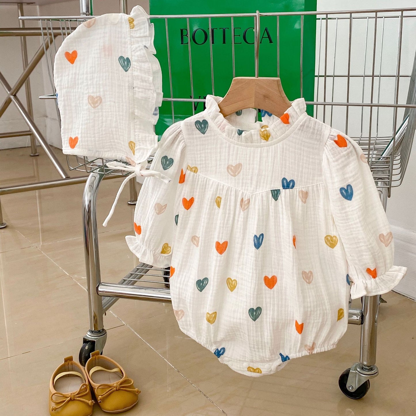 Autumn Heart Pattern Triangle Onesies With Hat