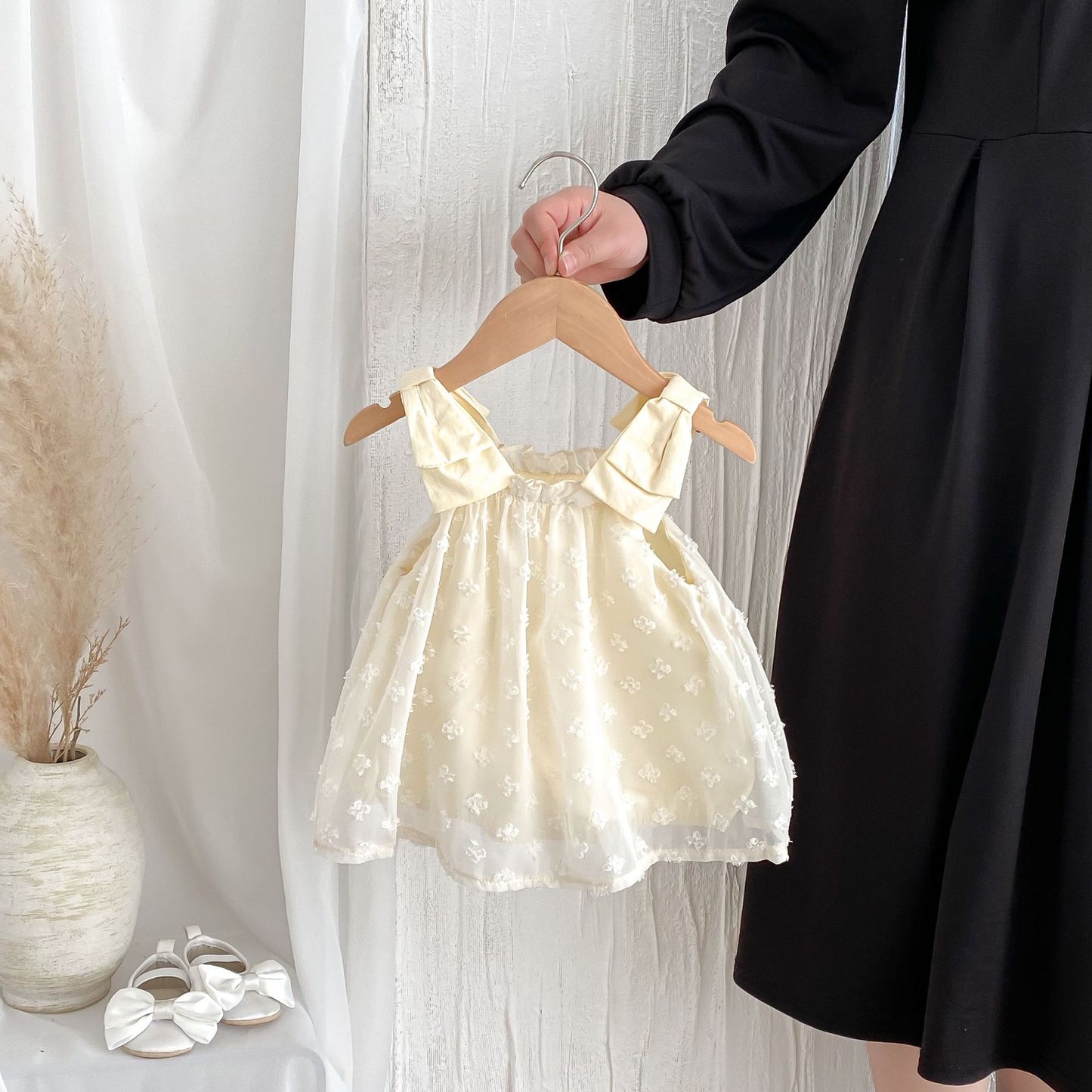 Summer Arrival Baby Girls Sleeveless Flowers Embroidered Pattern Bodysuit Dress, MyKids-USA®, Baby & Children's One-Pieces, MyKids-USA - Size/Age - 66 (3-6M) - Color - Light Yellow -  -  - TR2605012143-B.