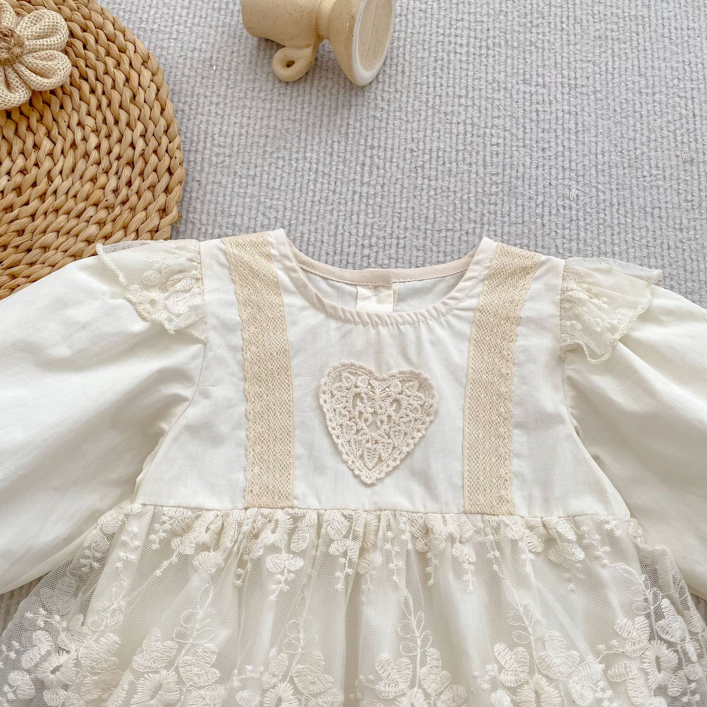 Spring Arrival Baby Girls Long Sleeves Floral Tulle Decorated Dress Design Bodysuit