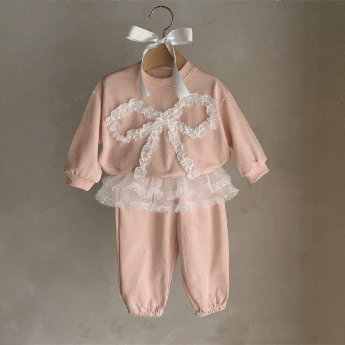 MyKids-USA® Spring and Autumn Baby Kids Girls Long Sleeves Butterfly-bow Pattern Top and Lace Trim Pants