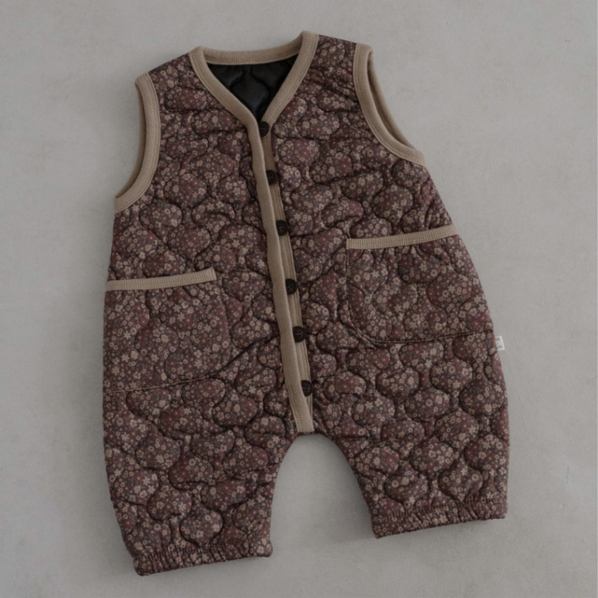 Winter Arrival Baby Sleeveless Vintage Floral Pattern Cotton-Padded Rompers