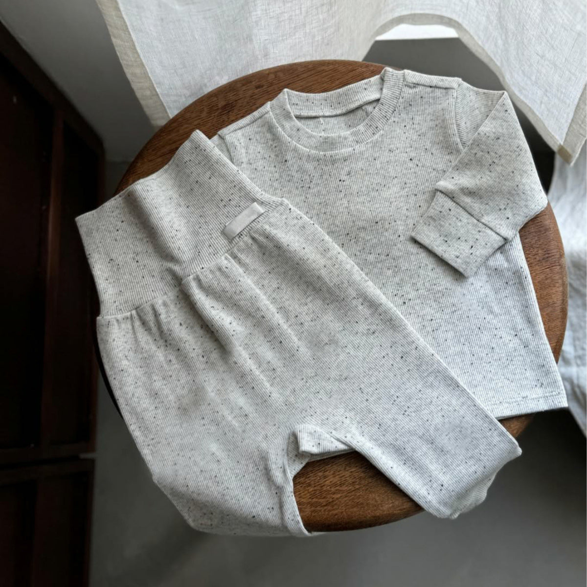 Hot Selling Autumn Baby Kids Long Sleeves Dots Pattern Top and Pants Set