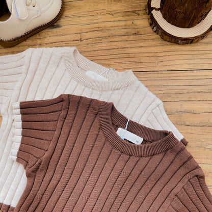 Arrival Spring and Summer Baby Kids Short Sleeves Striped Pattern T-shirt and Shorts Knitted Clothing Set