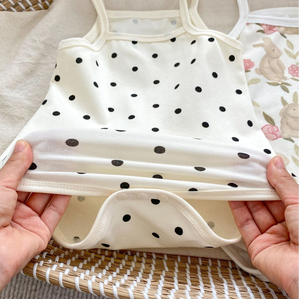 Summer New Design Baby Girls Various Pattern Sleeveless Strap Onesies