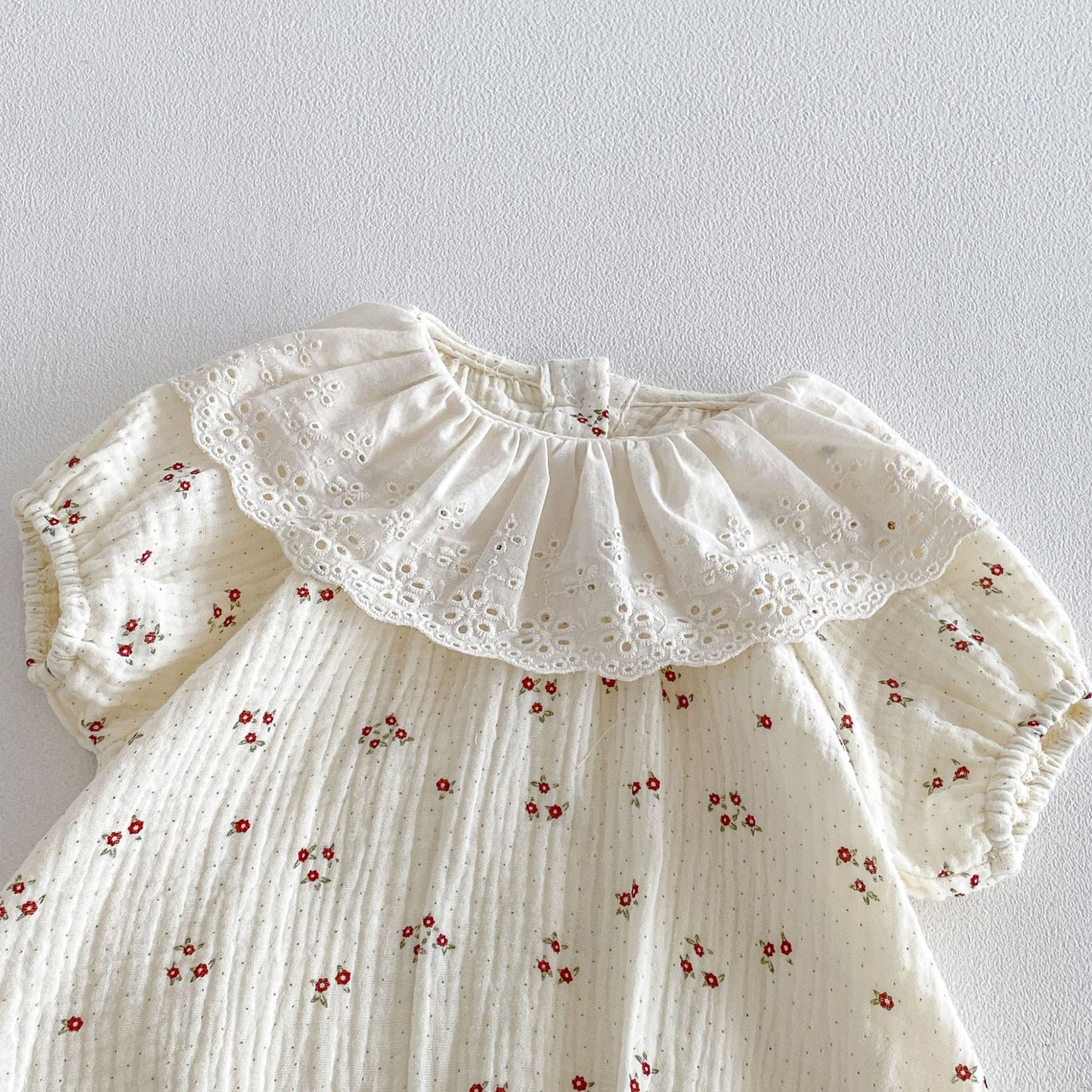 Design Summer Baby Kids Girls Short Sleeves Floral Pattern Bodysuit with Hat