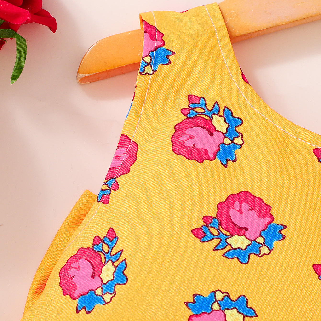 Design Summer Baby Kids Girls Sleeveless Flowers Pattern Dress with Hat