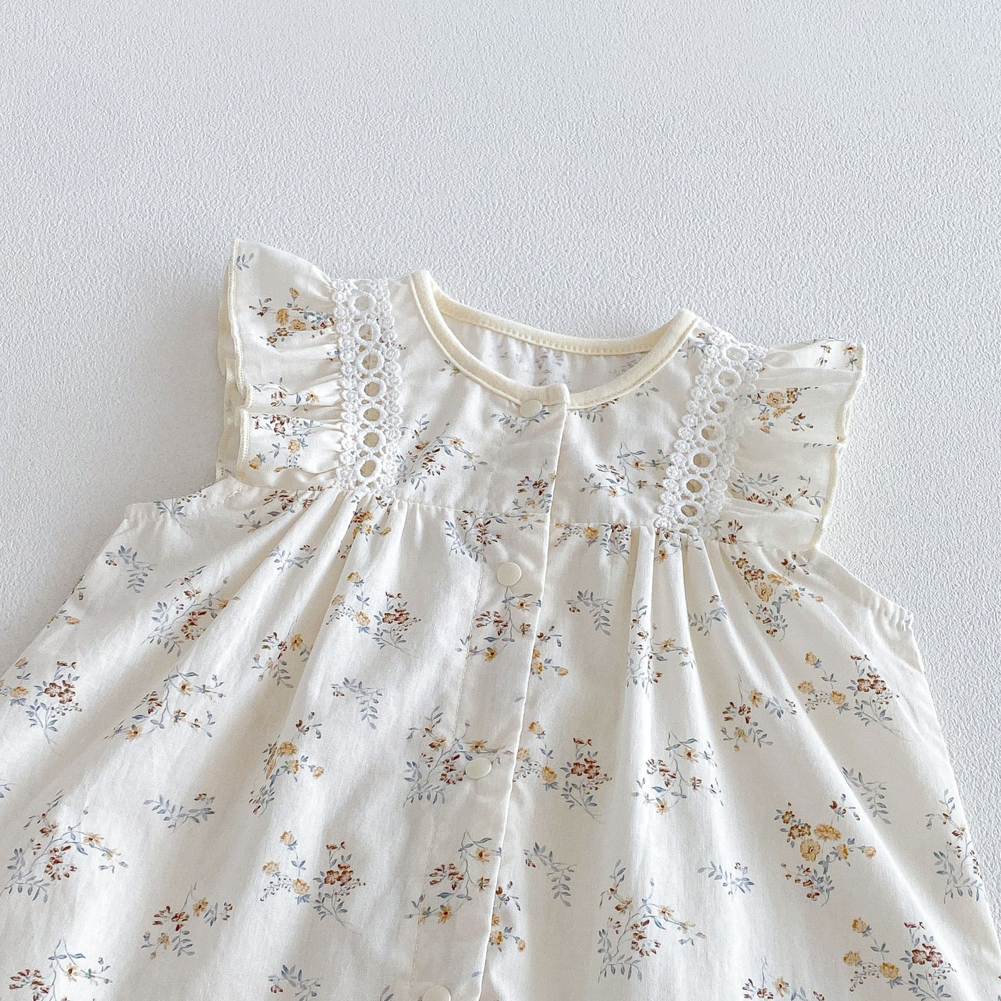 Design Summer Baby Kids Girls Fly Sleeves Floral Pattern Rompers