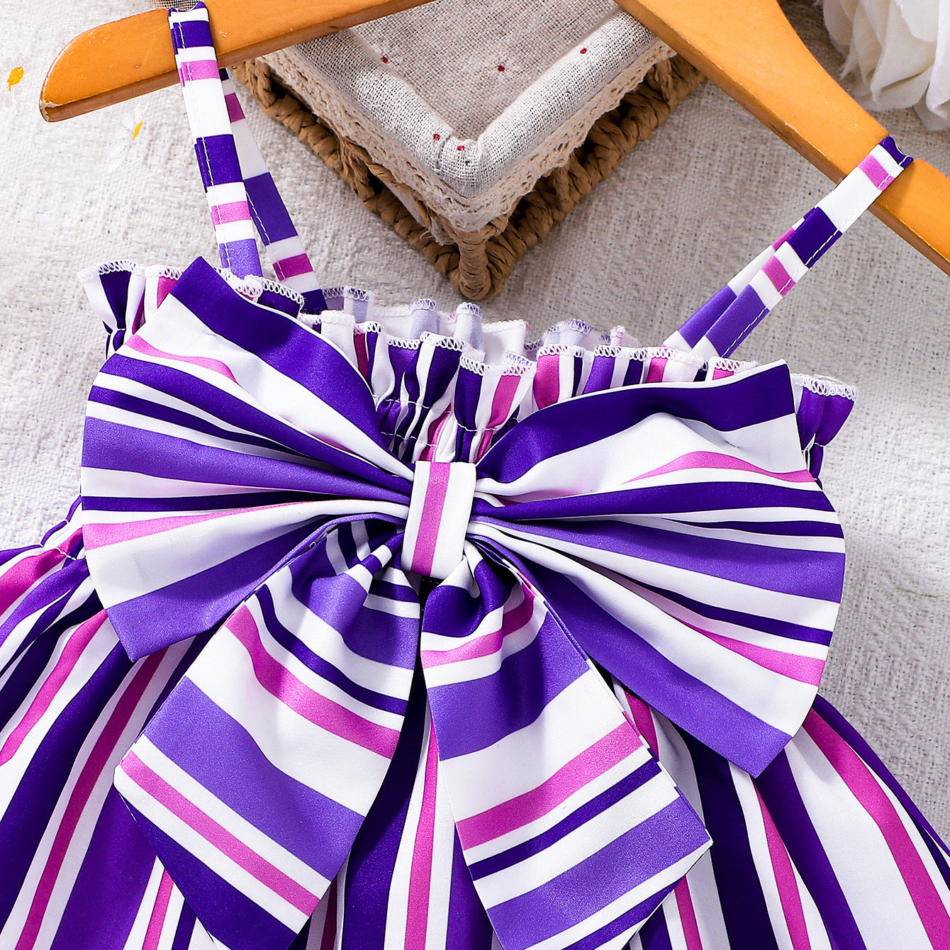 Design Summer Baby Kids Girls Sleeveless Striped Pattern Dress with Bloomers Set