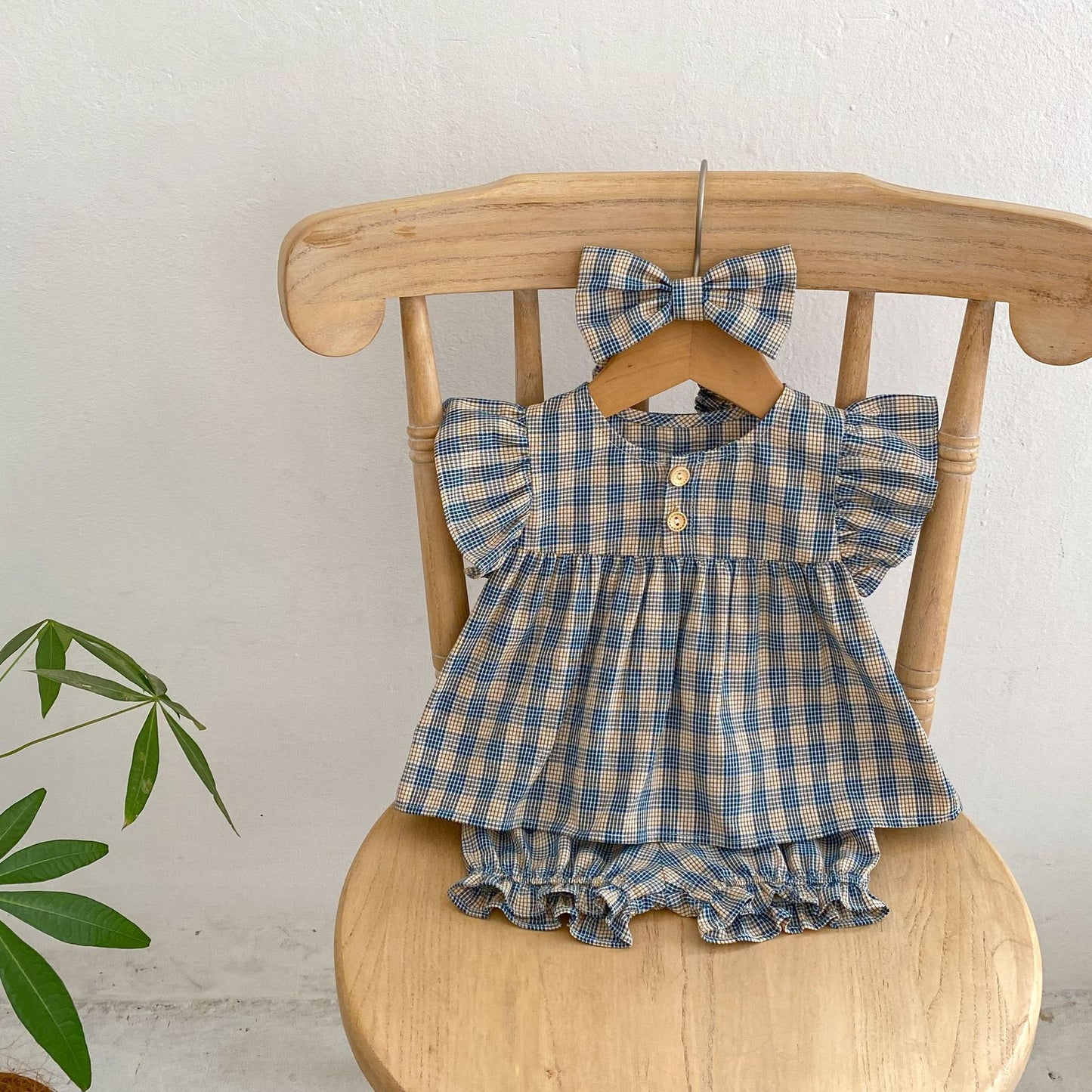 Baby Girl Plaid Pattern Short Sleeve Tee With Shorts Sets