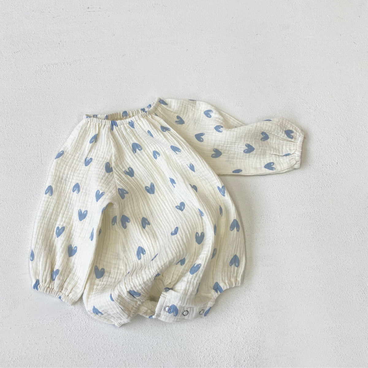 Summer and Autumn Arrival Baby Girls Long Sleeves Hearts Pattern Thin Bodysuit