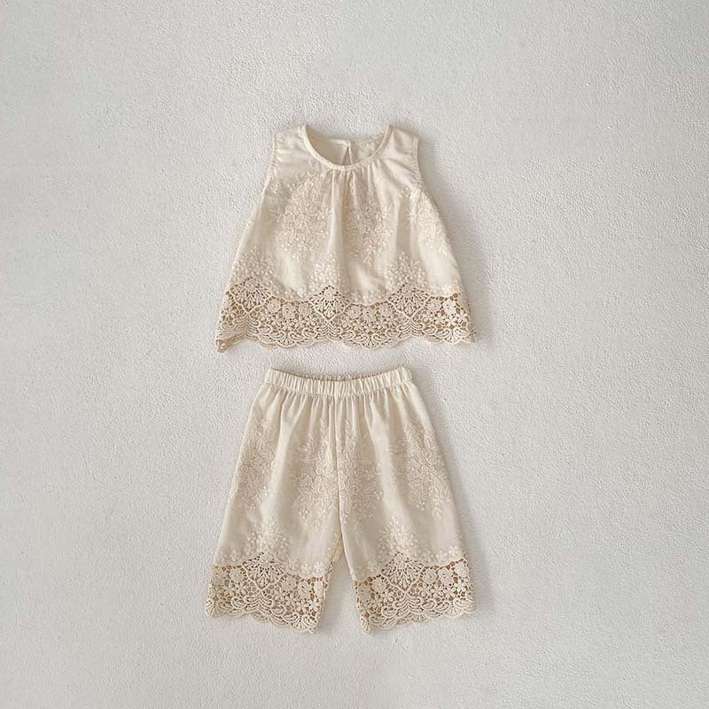 New Design Summer Baby Kids Girls Floral Embroidery And Hollow-Out Pattern Dress And Shorts Clothing Set