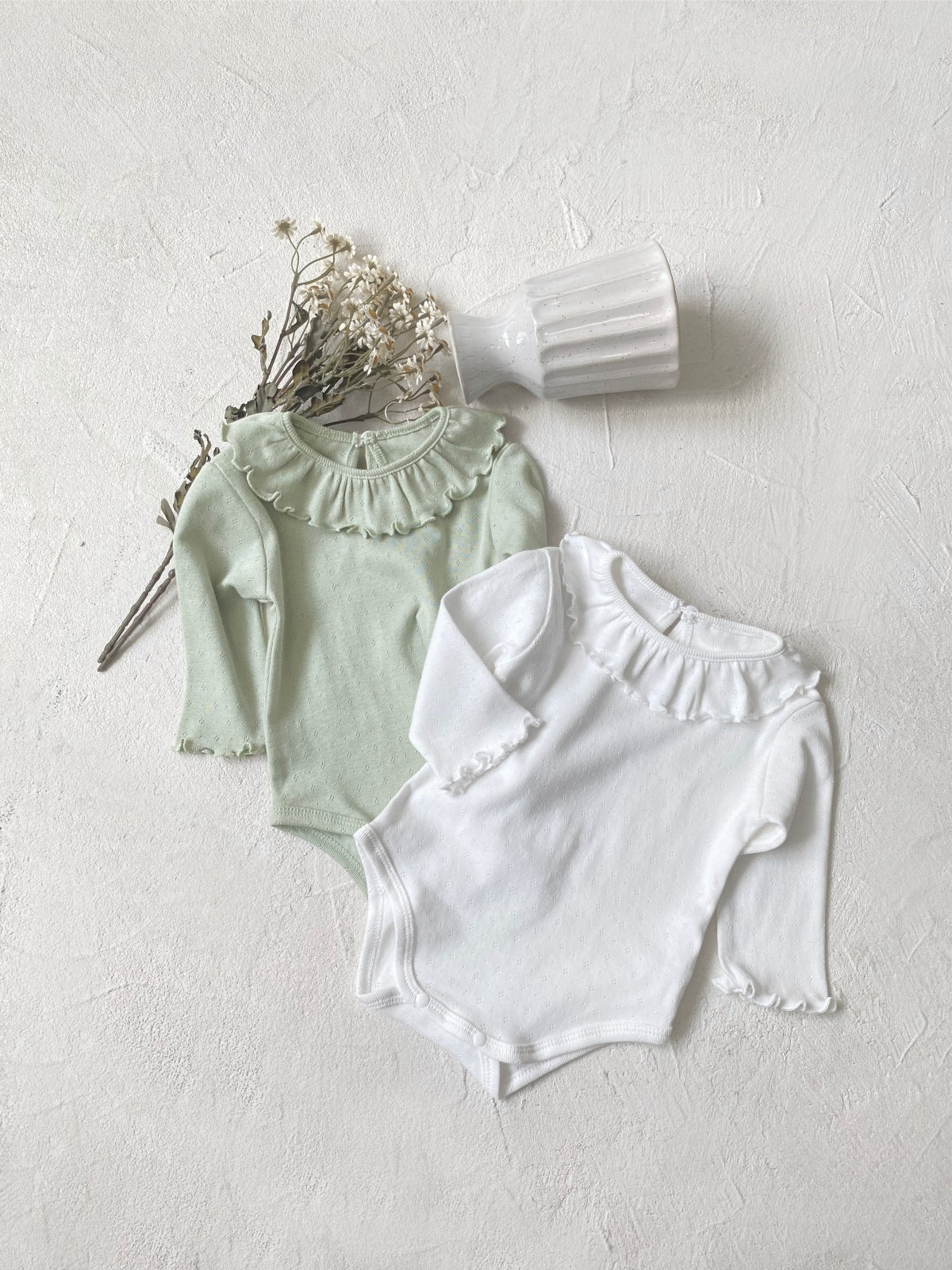 Autumn Arrival Baby Girls Long Sleeves Hollow-out Pattern Bodysuit
