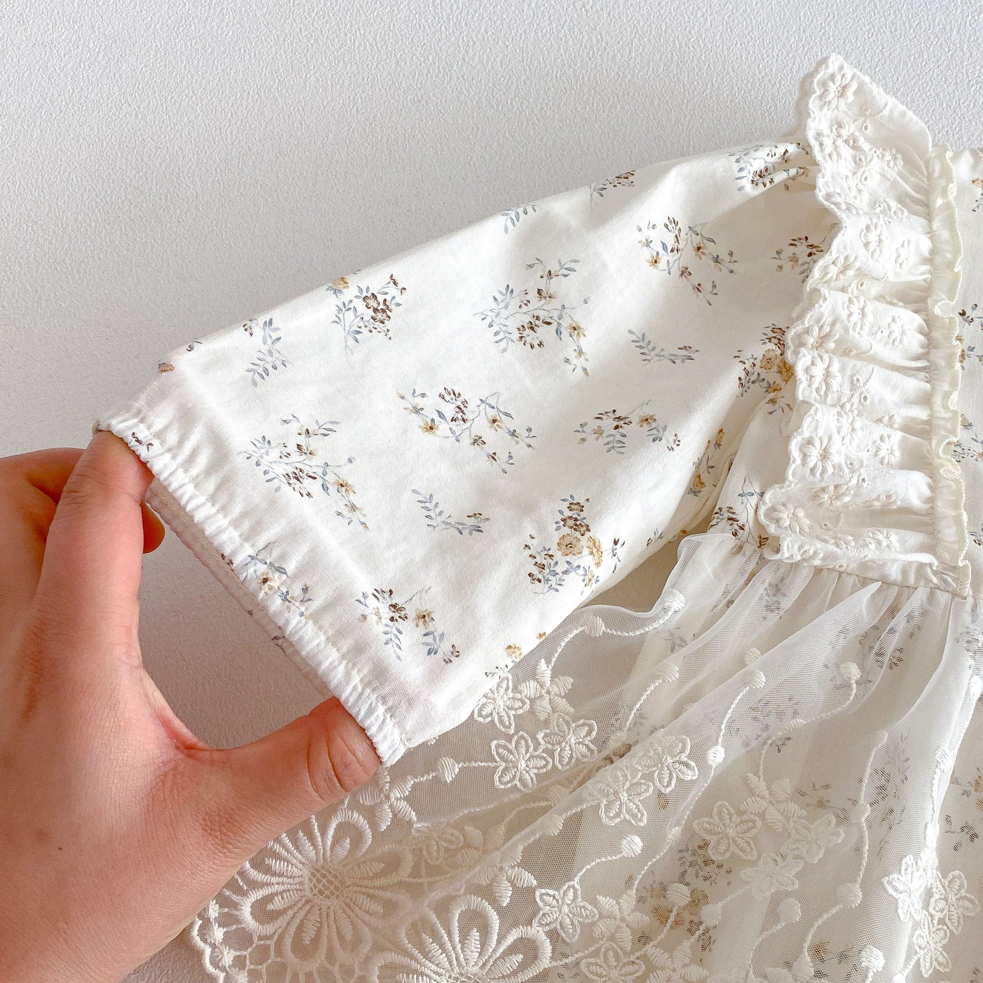 Spring Arrival Baby Girls Long Sleeves Tulle Decorated Floral Bodysuit, MyKids-USA®, Bodysuits, MyKids-USA -  -  -  -  -  -  - .