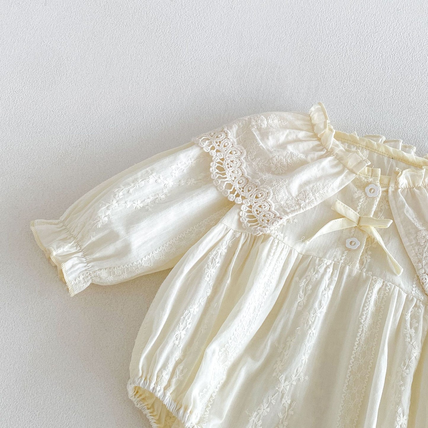 MyKids-USA® Autumn Arrival Baby Girls Long Sleeves Cute Solid Color Lace Trim Bodysuit