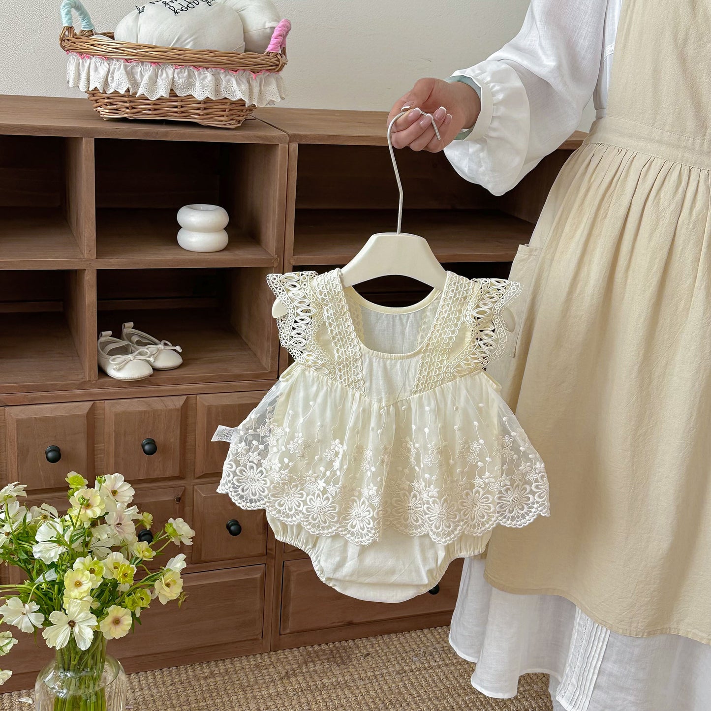 Design Summer Baby Kids Girls Sleeveless Lace Trim Bodysuit