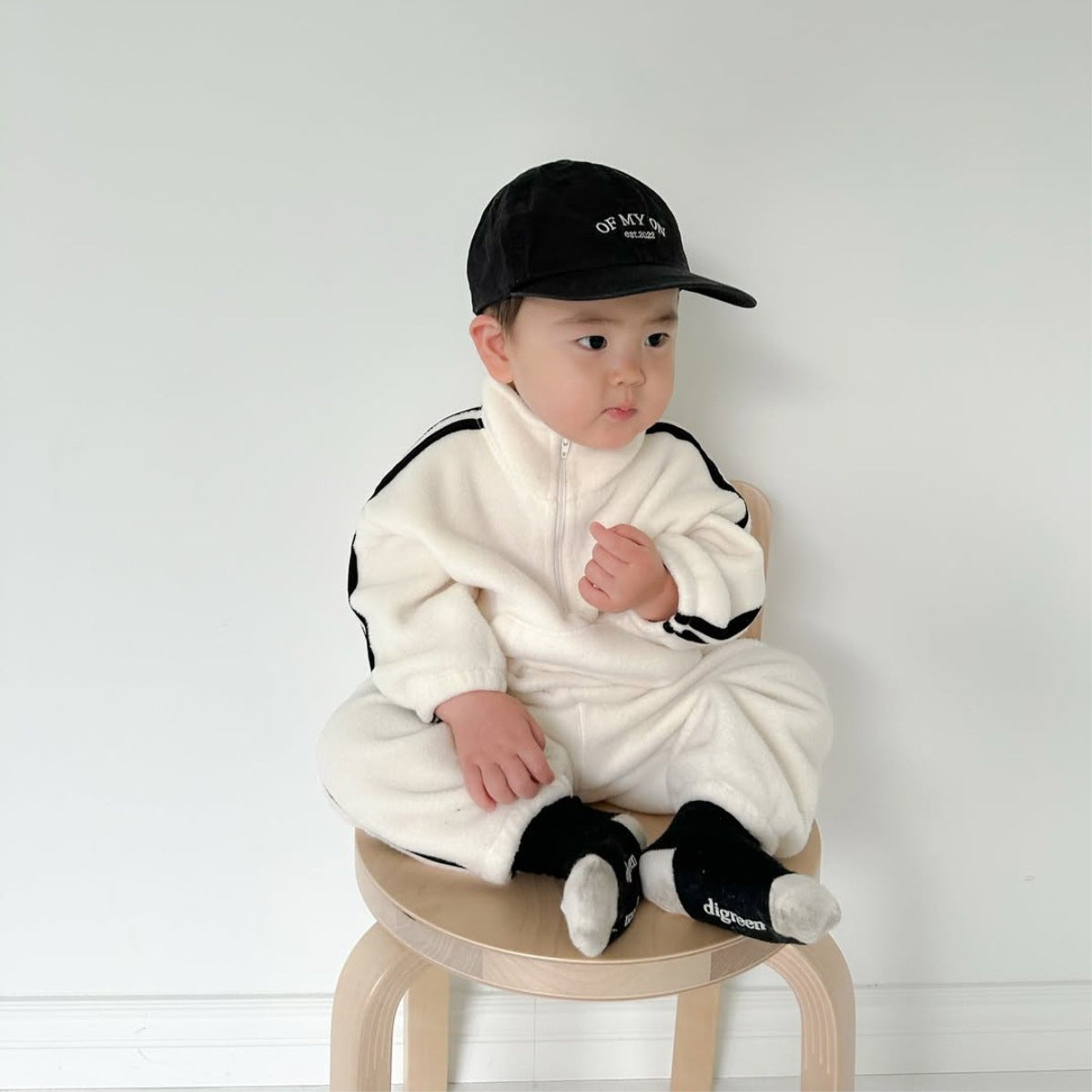 MyKids-USA® Autumn and Winter Baby Kids Unisex Long Sleeves Striped Pullover and Pants Clothing Set