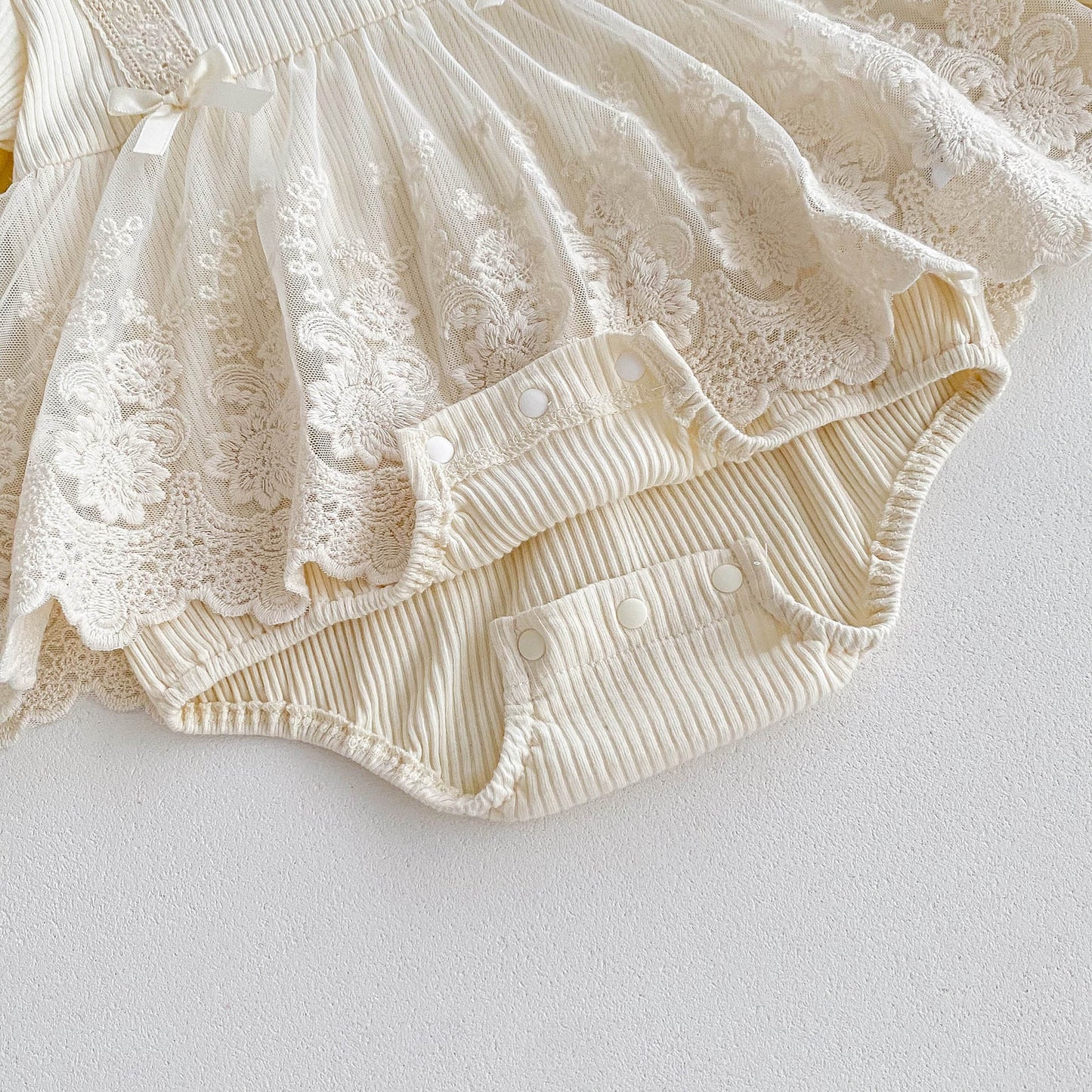 Spring New Design Baby Vintage Long Sleeves Mesh Onesie For Girls