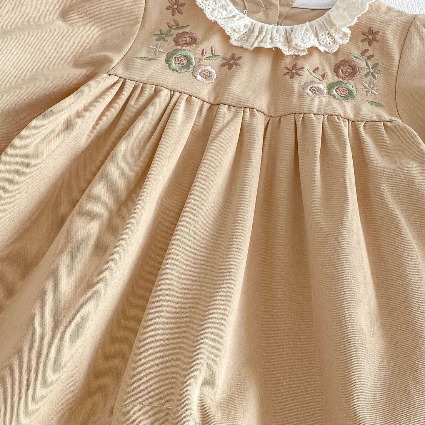 Autumn Arrival Baby Girls Long Sleeves Casual Flowers Embroidered Rompers