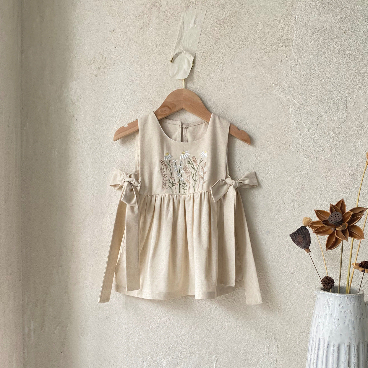 MyKids-USA® Summer Hot Selling Cute Flowers Embroidered Pattern Sleeveless Dress for Stylish Girls