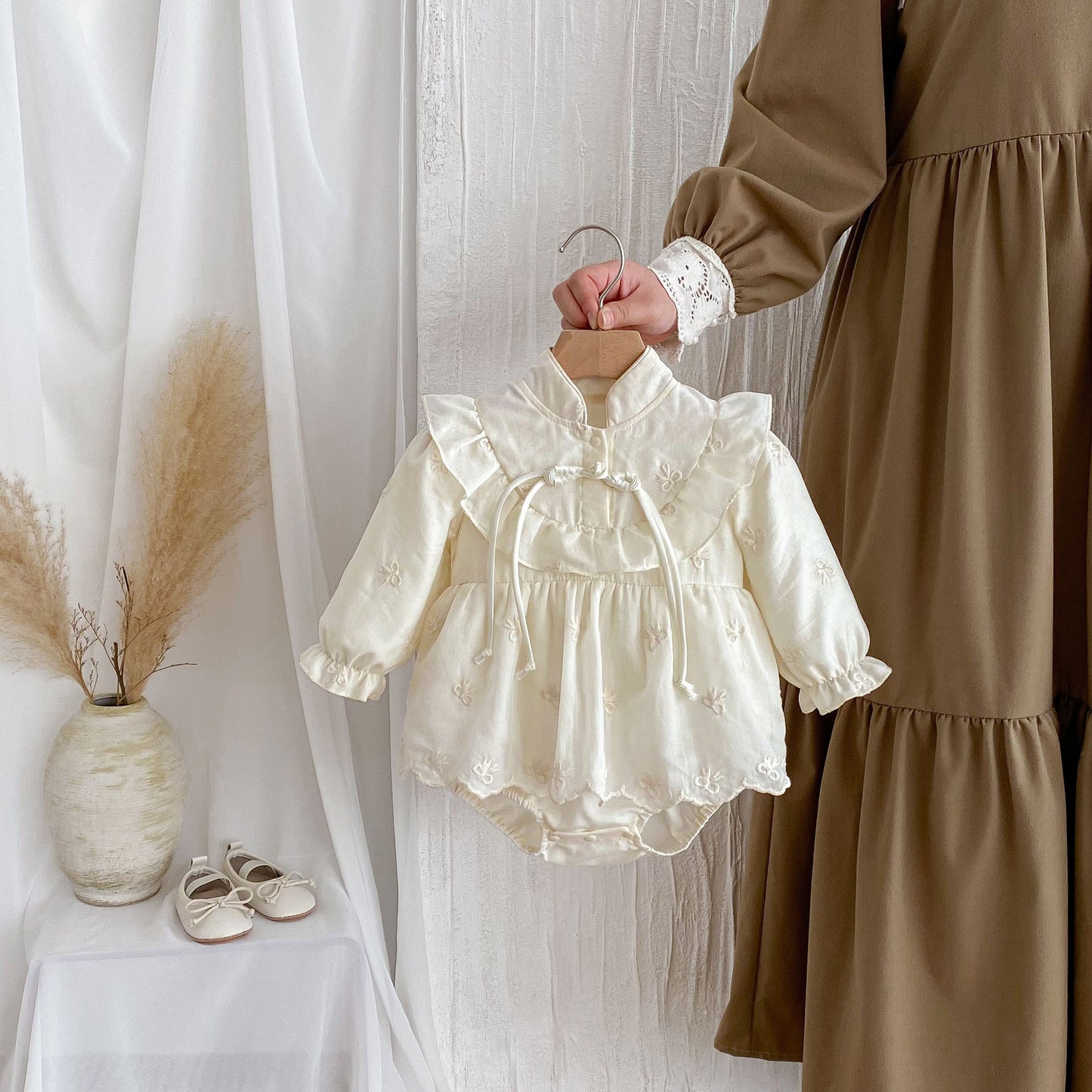 Autumn Arrival Baby Girls Long Sleeves Butterfly-bows Embroidery Pattern Onesies, MyKids-USA®, Baby One-Pieces, MyKids-USA -  -  -  -  -  -  - 