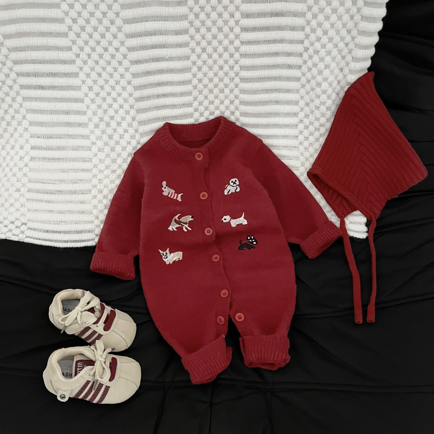Autumn and Winter Arrival Baby Kids Unisex Puppy Cartoon Embroidery Pattern Long Sleeves Casual Rompers