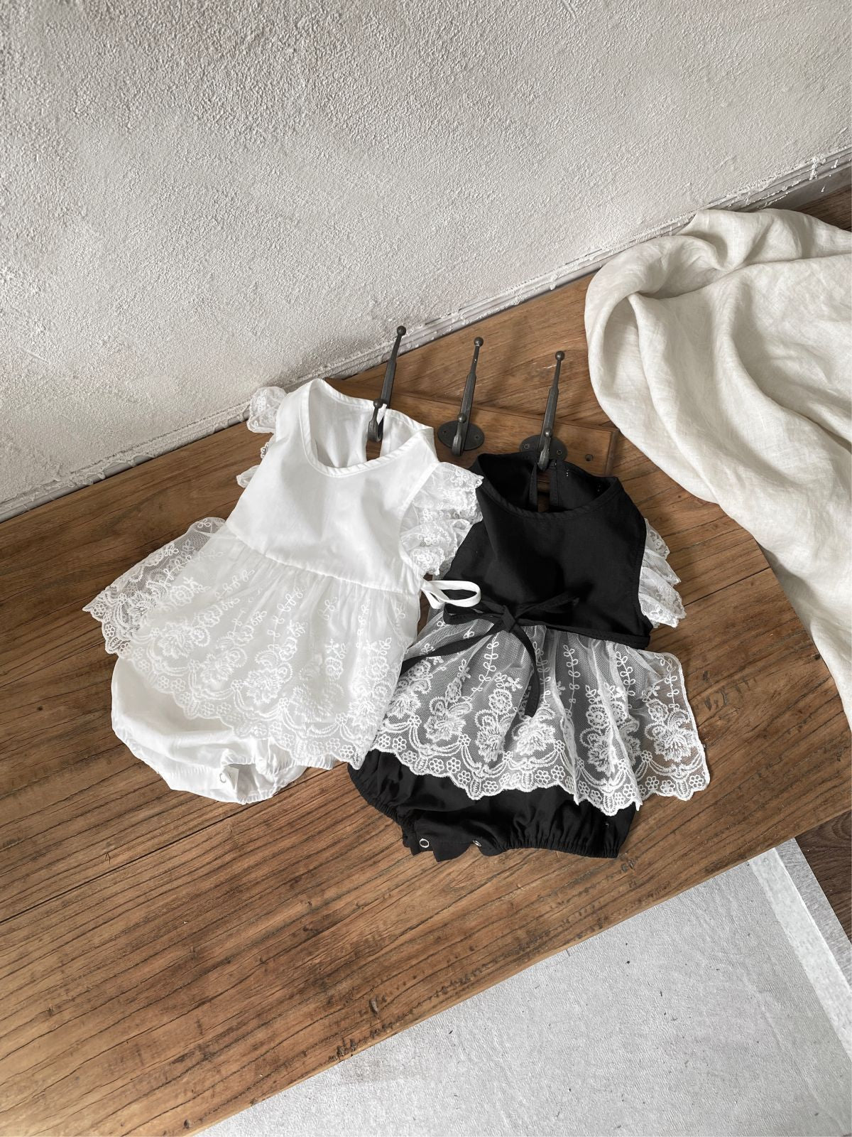 Summer Arrival Baby Girls Fly Sleeves Flowers Pattern Tulle Patchwork Bodysuit Dress