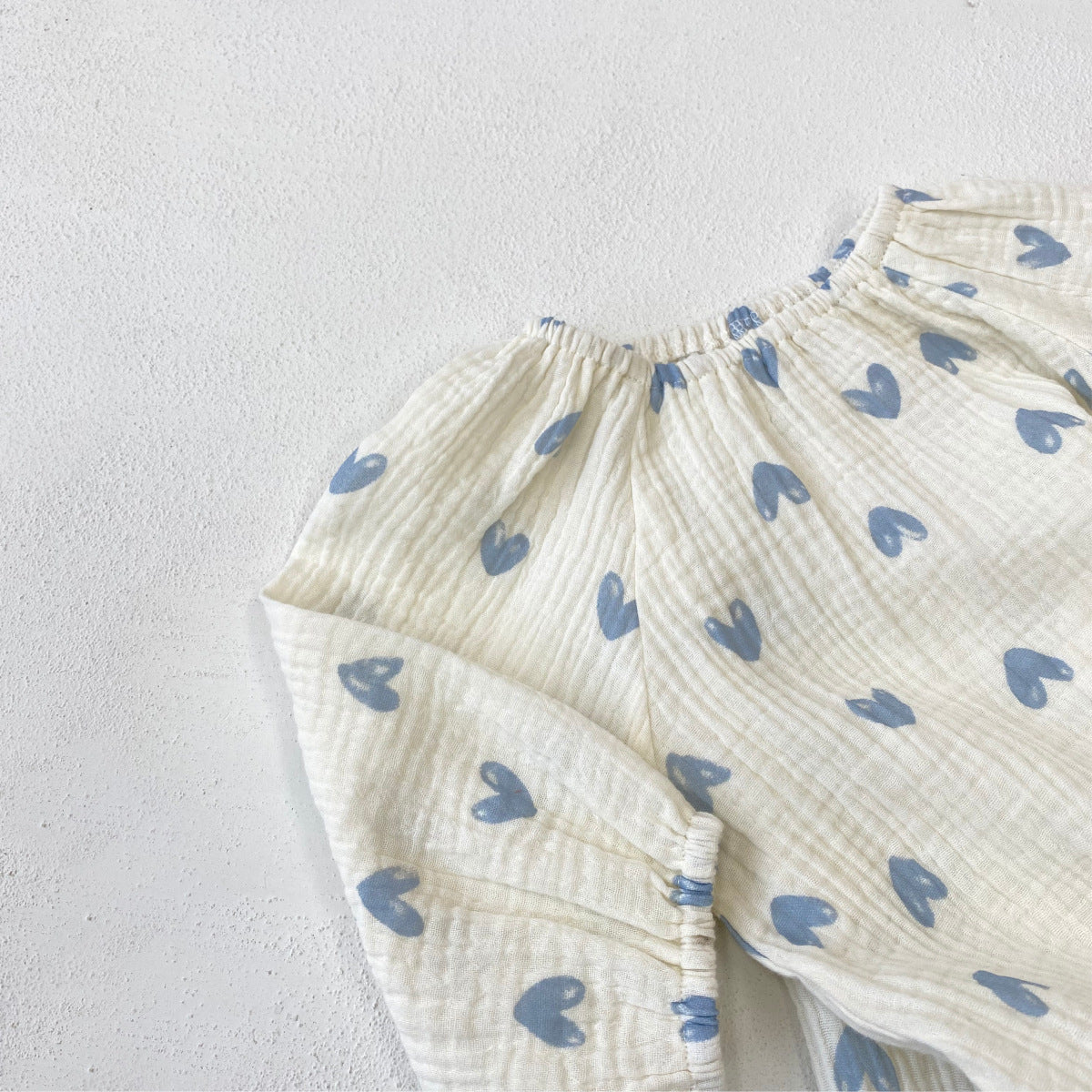 Summer and Autumn Arrival Baby Girls Long Sleeves Hearts Pattern Thin Bodysuit