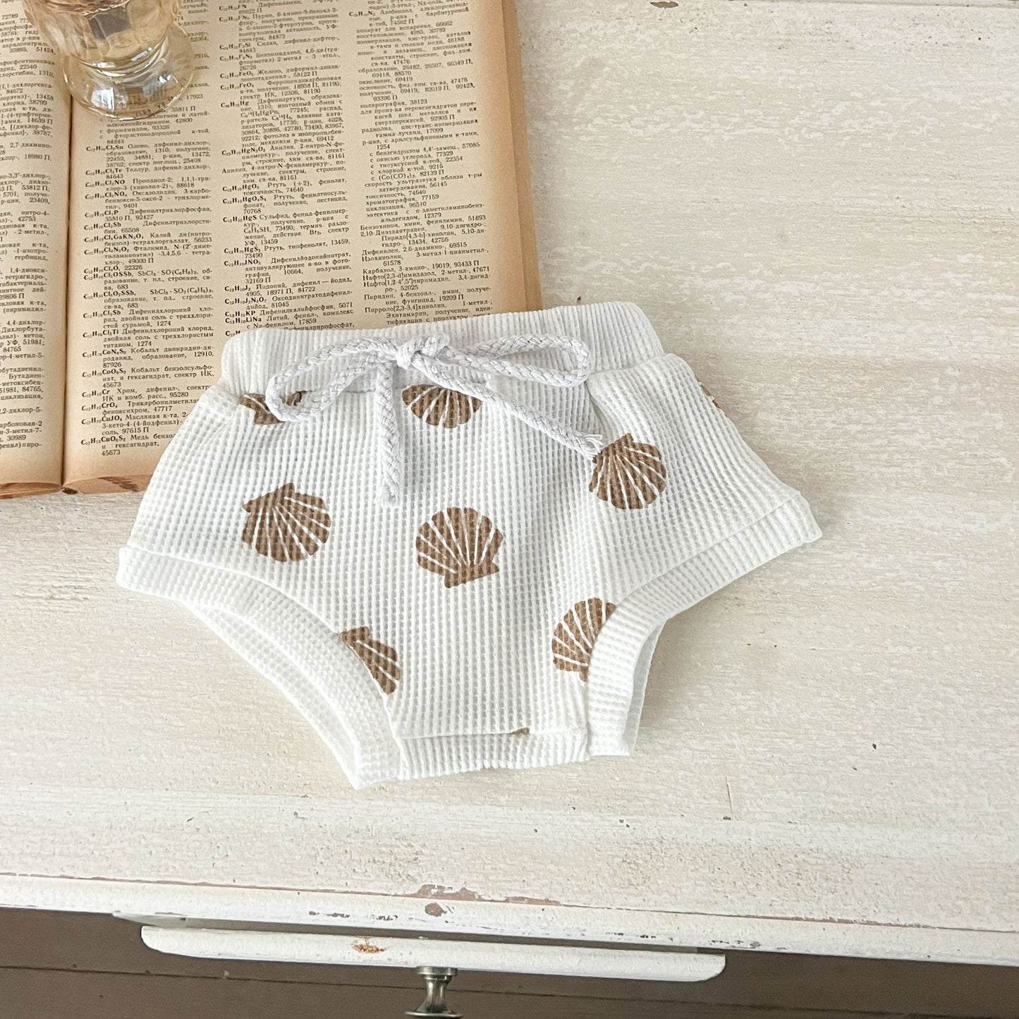 Summer New Arrival Baby Sleeveless Shell Pattern Strap Onesies And Bloomers Clothing Set