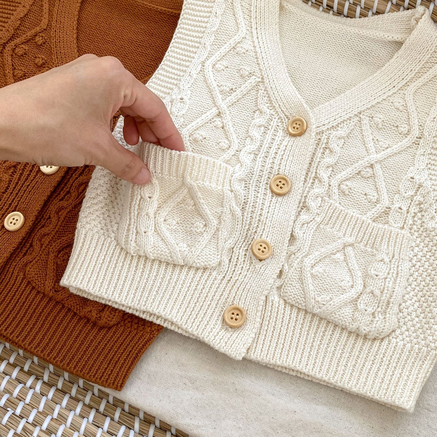 Autumn Solid Color Fashion Knitted Cardigan