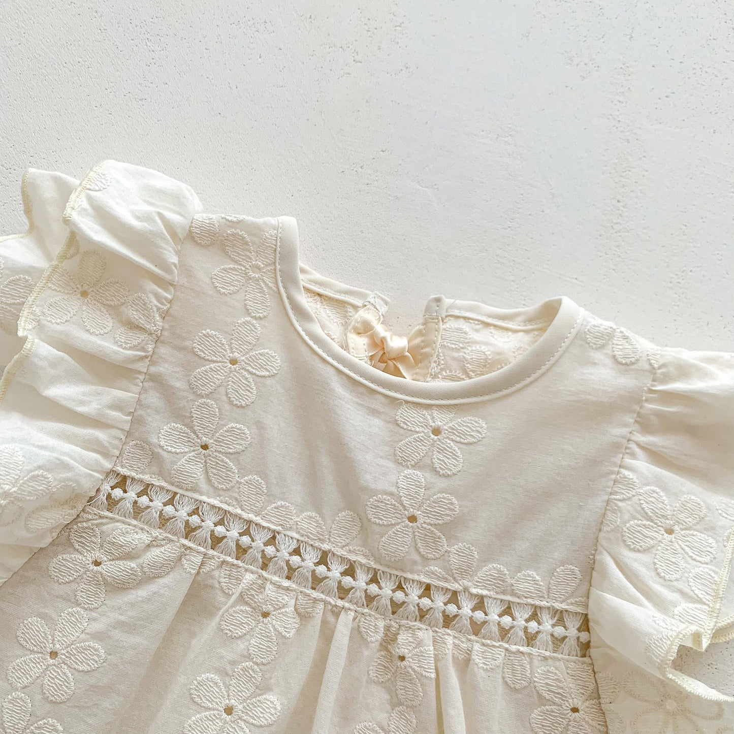 Best Selling Summer Baby Kids Girls Floral Pattern Solid Color Hollow Out Striped Fly Sleeves Dress