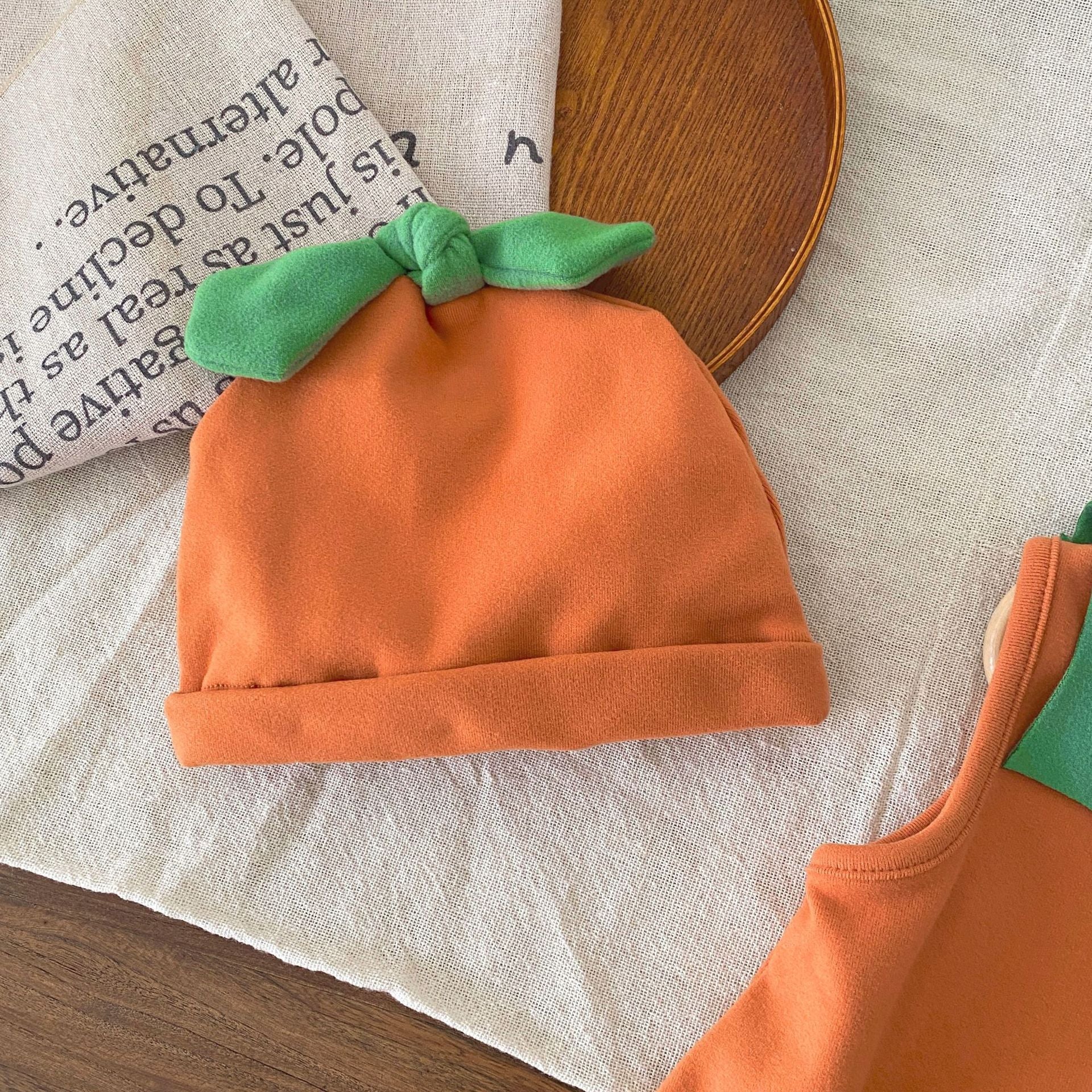 Autumn Arrival Baby Unisex Sleeveless Halloween Pumpkin Pattern bodysuit with Hat, MyKids-USA®, Baby & Toddler Outfits, MyKids-USA -  -  -  -  -  -  - .
