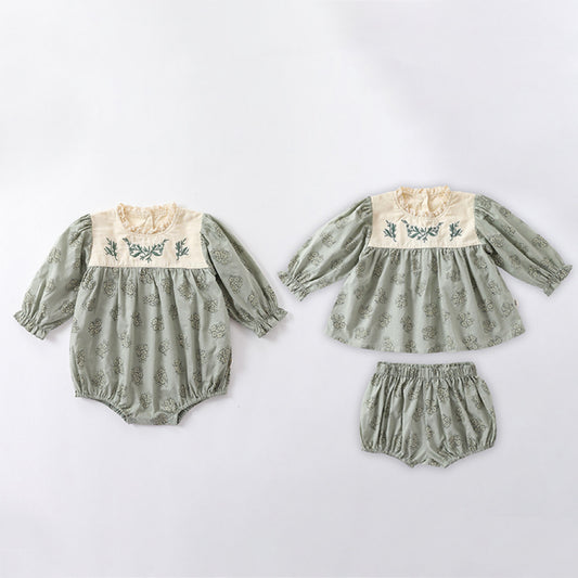 Floral Pattern Lace Patched Design Clothes Sets & Onesies